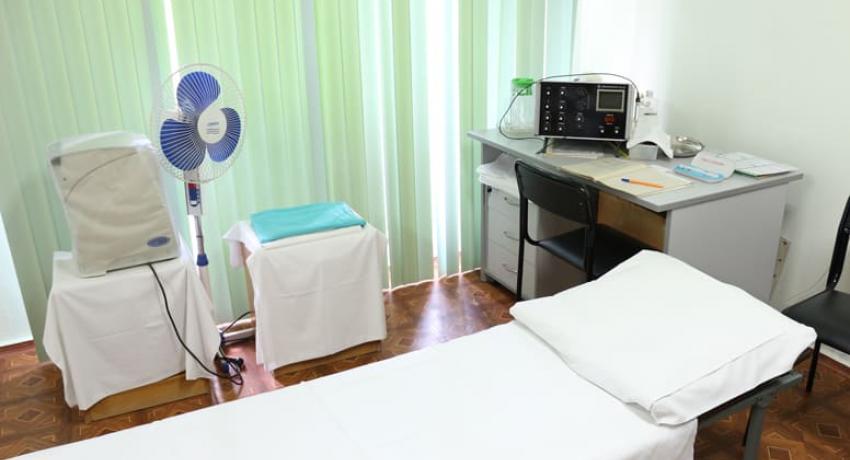 Аппарат эхоофтальмоскоп в кабинете диагностики глаз санатория Пикет Кисловодск